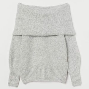 Off the shoulder knit sweater in grey